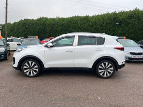 Kia Sportage 1.7 CRDi ISG 3 5dr LF16TWM Estate Diesel White at MK Car Sales Milton Keynes